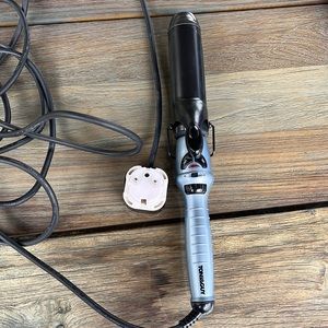 Toni&Guy curling wand. Thick barrel!